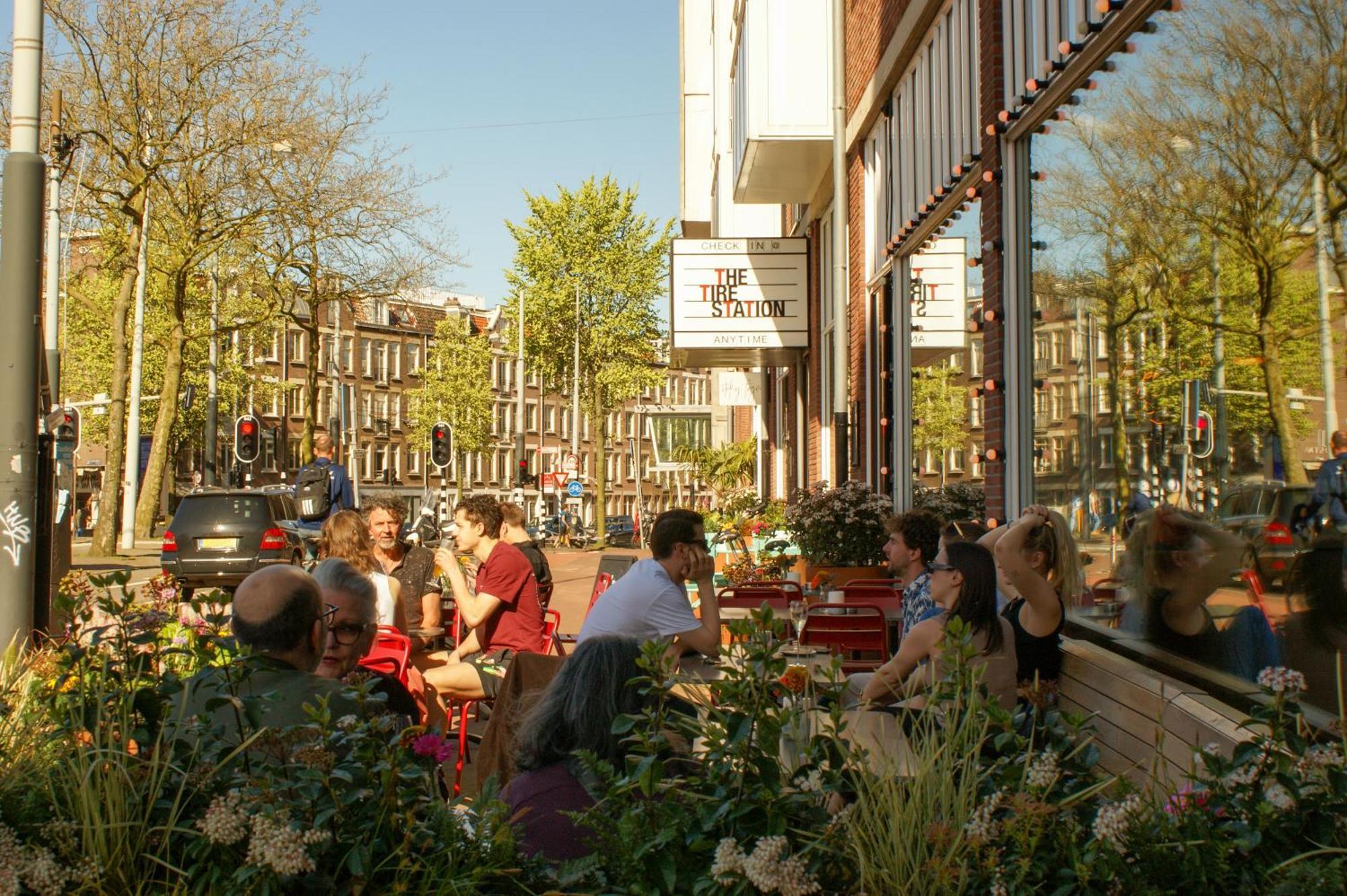 Conscious Hotel The Tire Station Ámsterdam Exterior foto